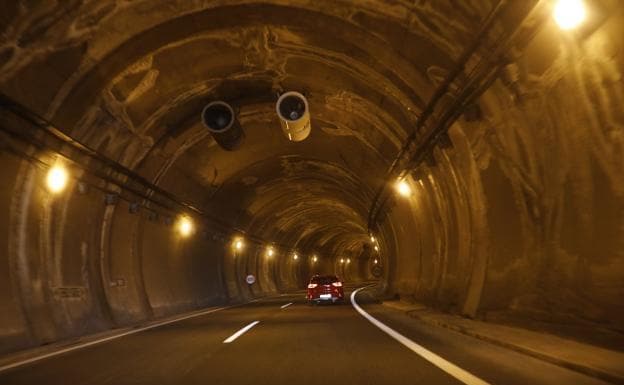 La AP-66 se pasará tres años y medio de obras para mejorar sus túneles