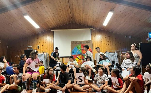 El Campamento Asapym clausura su XXV edición tras 12 días de juegos para niños y niñas con y sin discapacidad