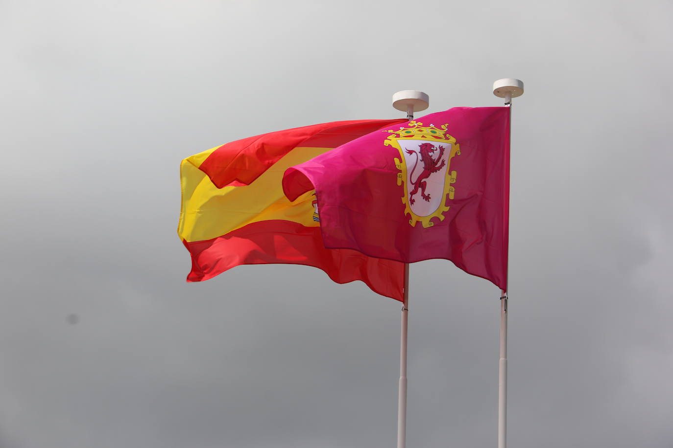 Un verano más fresco se deja sentir en la capital leonesa