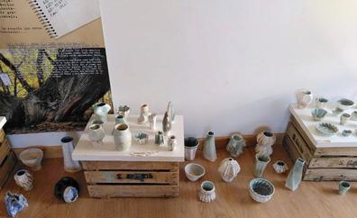 El ceramista berciano Carles Morant expone sus obras en Colinas del Campo