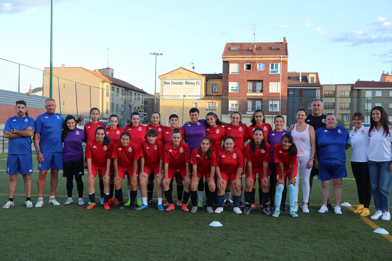 Primer entrenamiento de la Cultural Femenina