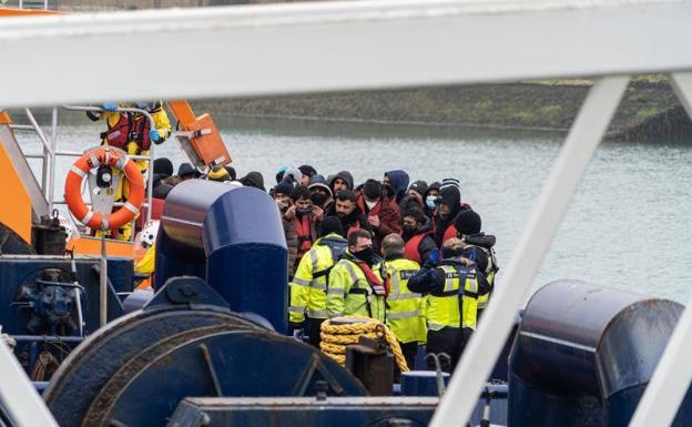 Récord migratorio en el Canal de la Mancha con casi 1.300 llegadas en un día