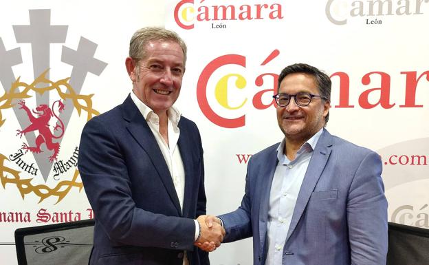 Cámara de Comercio y Junta Mayor de la Semana Santa de León firman un acuerdo sobre el Encuentro Nacional de Cofradías