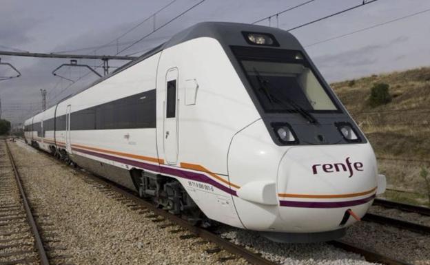 El PP critica que Renfe elimina 140 plazas al día en la línea electrificada Madrid-León-Asturias