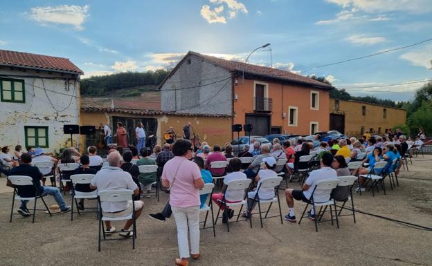 Villanófar, punto de reunión de las asociaciones vecinales