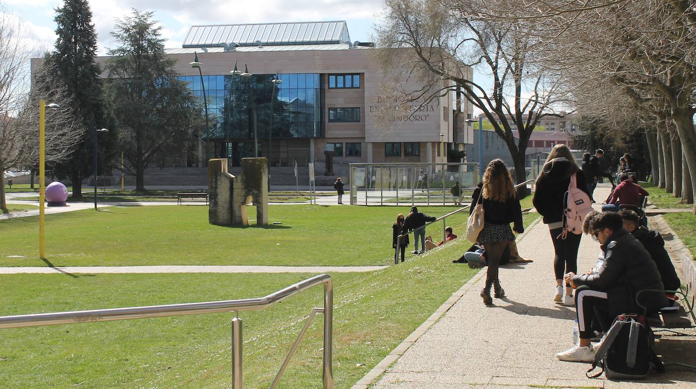 Los nuevos alumnos de la ULE recibirán en septiembre ocho 'cursos cero'