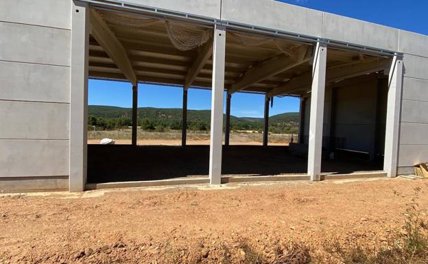 Se retoman las obras en el parque de bomberos de Cistierna «tímidamente» y Diputación negocia para que se retomen en Celada