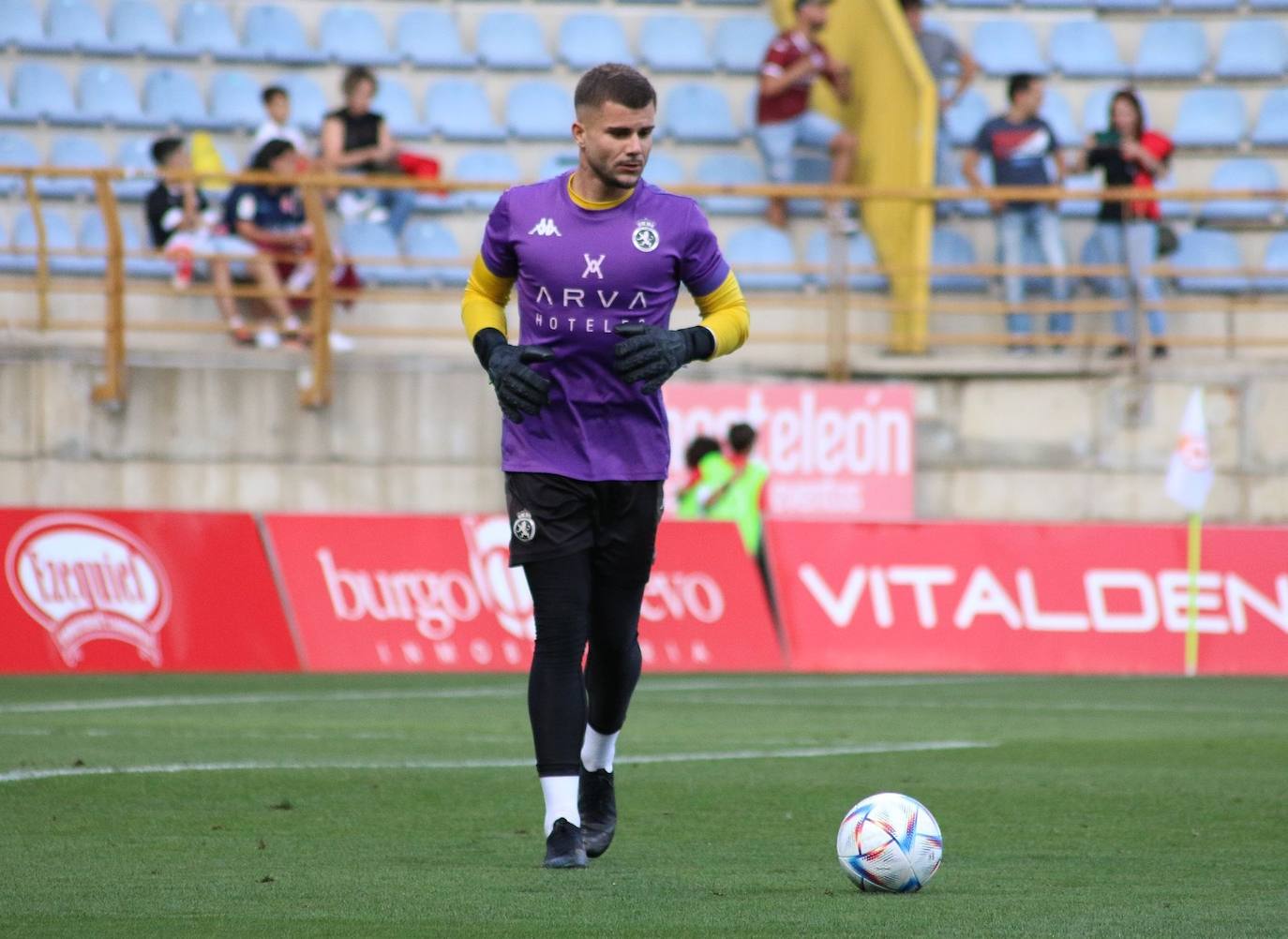 León viaja a Catar