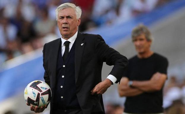 Ancelotti: «No me cuesta convencer a Kroos y Modric porque son inteligentes»