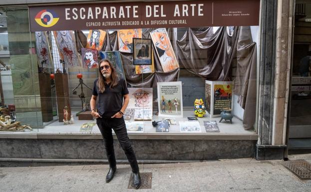 Lolo expone sus obras en el escaparate del arte de León