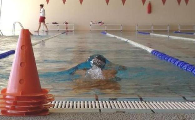 El Ayuntamiento de León oferta 1.336 plazas para las clases de natación