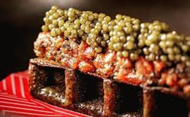 La gastronomía africana desembarca en Ponferrada de la mano de la senegalesa Calixta Attiba