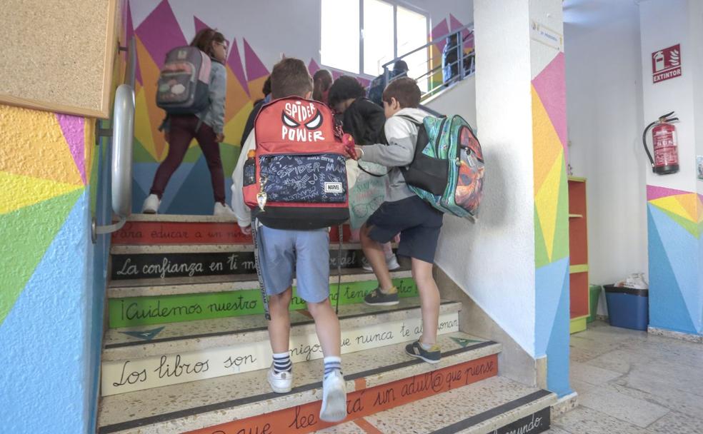 Más de 15.000 niños leoneses se vuelven a ver las caras en el arranque del curso escolar