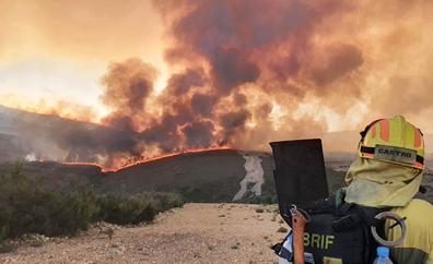Extinguido el incendio forestal más grande de León: el fuego calcina 3.700 hectáreas en El Teleno