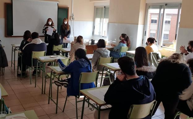 La lista de Música en Secundaria y cinco especialidades de FP se quedan sin profesores en sus bolsas de interinos