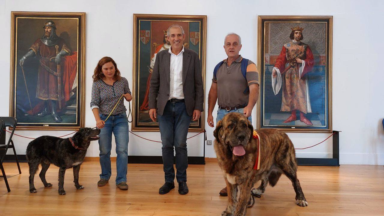 Presentación de la Exposición Canina en León