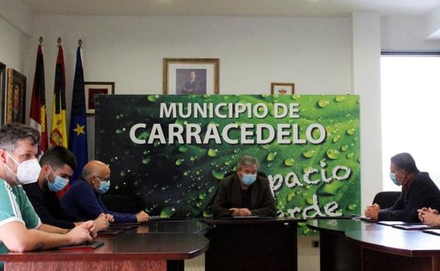 El proyecto Superb reúne en Carracedelo a agentes vinculados a la restauración forestal en El Bierzo