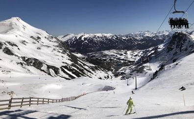 Cs exige a la Diputación que promocione las actividades de verano en las Estaciones de Esquí