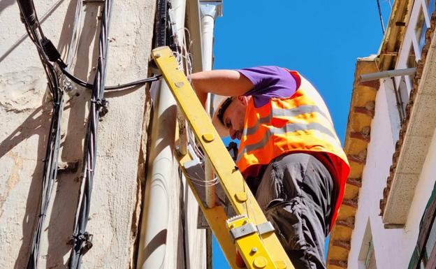 24.000 familias de 40 poblaciones de El Bierzo recibieron fibra óptica desde 2018