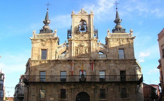 Astorga aprueba la compra de material para limpieza por 2,7 millones de euros