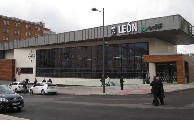 UPL reclama la instalación de un punto de información turística junto a la estación de Renfe de León