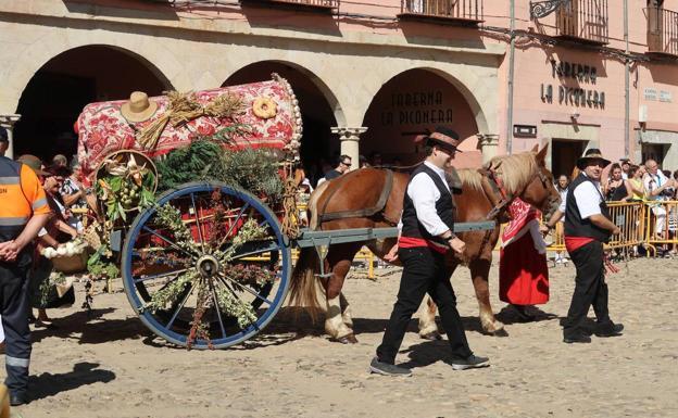 San Froilán vuelve a la normalidad en León con un programa que mantiene la tradición