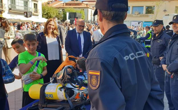 Barcones destaca el papel de la Policía, una de las instituciones «más valoradas de España«