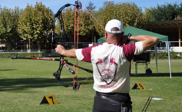 León muestra un futuro esperanzador en el tiro con arco