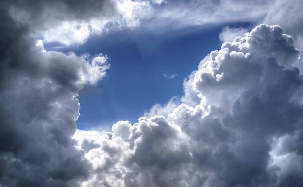 Las nubes vuelves a cubrir León