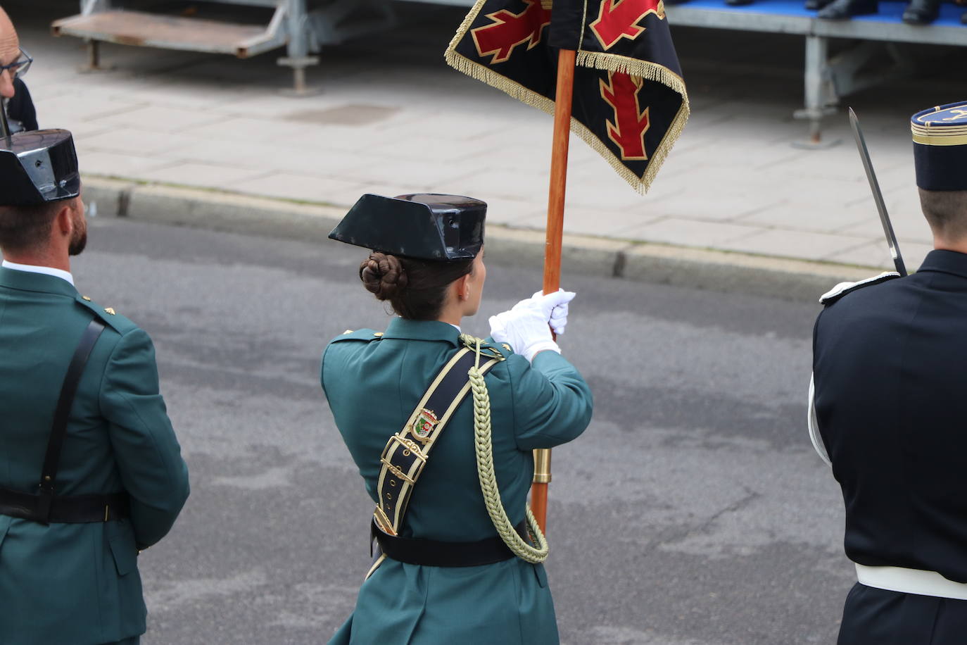 Desfile de la Guardia Civil en León