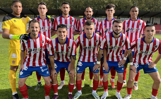 El Bembibre vuelve a tropezar en el tramo final de partido