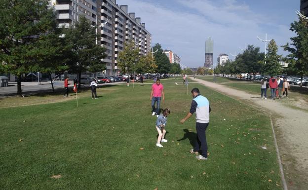 El golf sale a la calle en Ponferrada