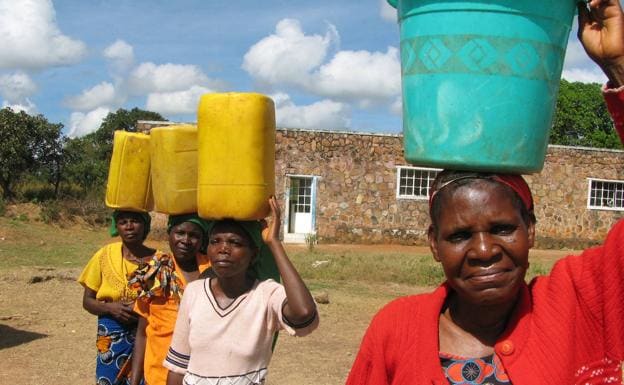 Ponferrada acoge el domingo una marcha solidaria para financiar una bomba solar para agua potable en el Congo