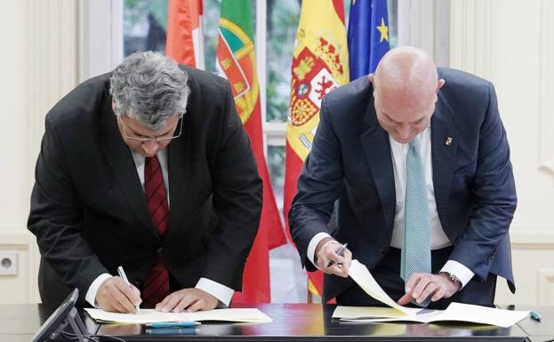 La Junta firma en Portugal un Plan Estratégico hasta 2027 centrado en el ciudadano, el medio ambiente, la competitividad y la digitalización