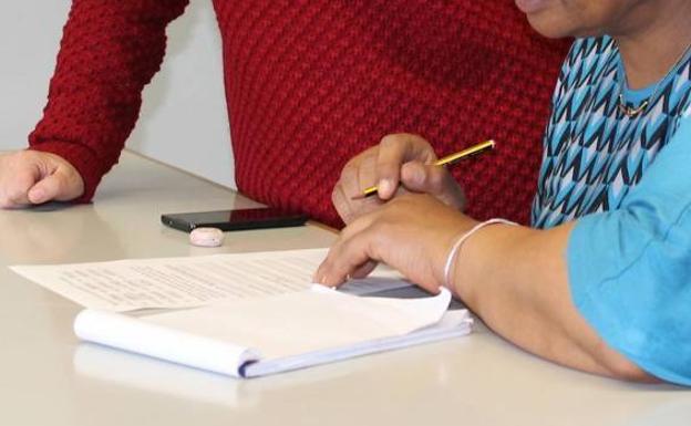 La Junta convoca ayudas de 280.000 euros para la inserción laboral de mujeres en situación de especial vulnerabilidad