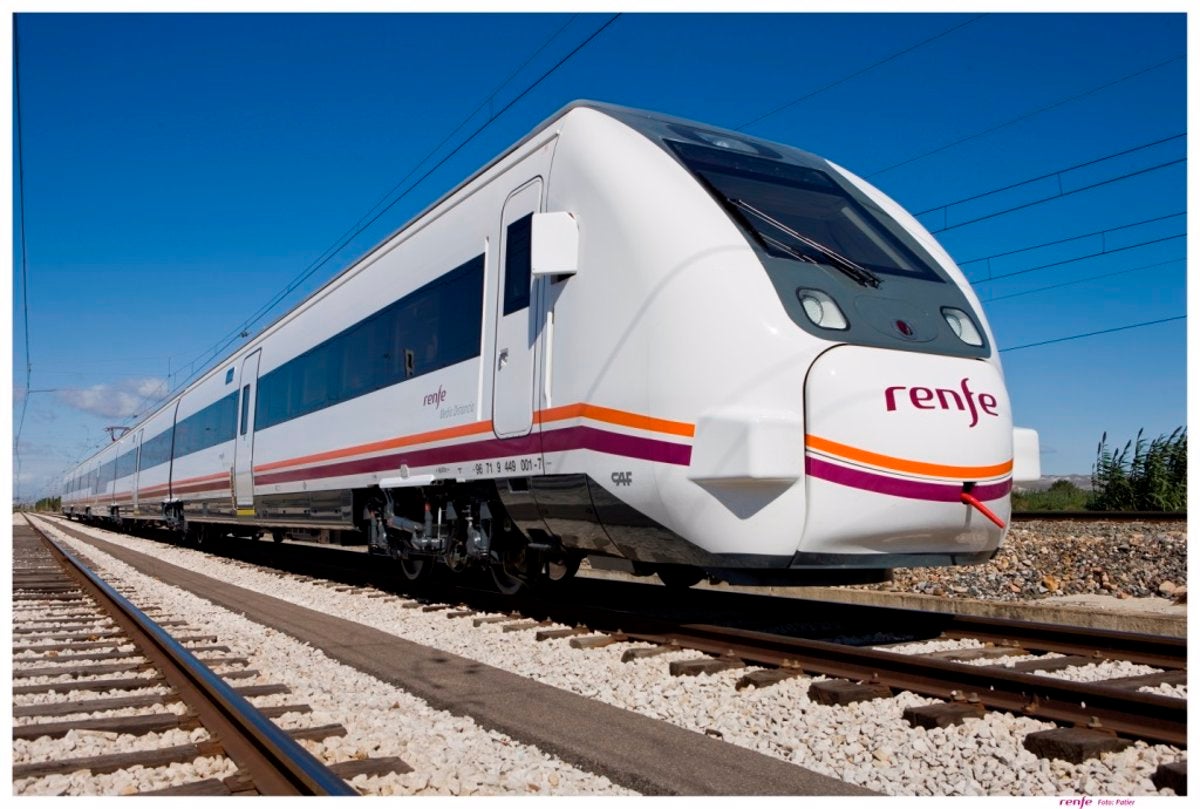 Renfe adjudica a CAF el suministro de 28 trenes eléctricos de Media Distancia por 290 millones de euros