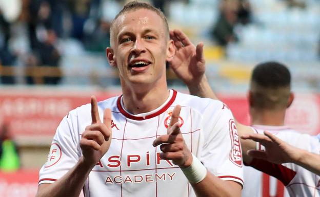 La Cultural respira: Obolskii sancionado con un solo partido