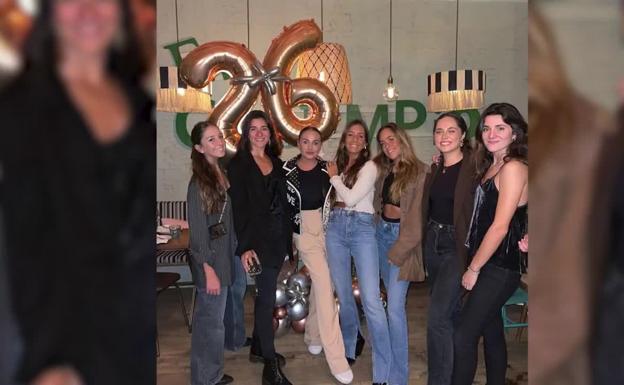 Rocío Flores celebra su 26 cumpleaños, con felicitación de Olga Moreno