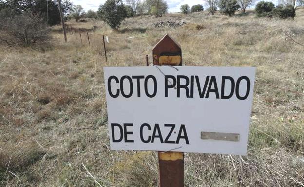 El fiscal pide 38.000 euros y cinco años de prisión por prevaricar con el coto de caza de Fonfría