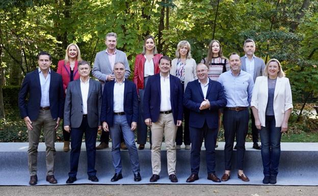 Mañueco da su apoyo a los presidentes provinciales para tener candidaturas ganadoras, pero no un cheque en blanco