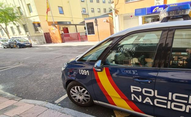 Tres detenidos tras robar el móvil a un peatón en el Paseo de Papalaguinda de León capital