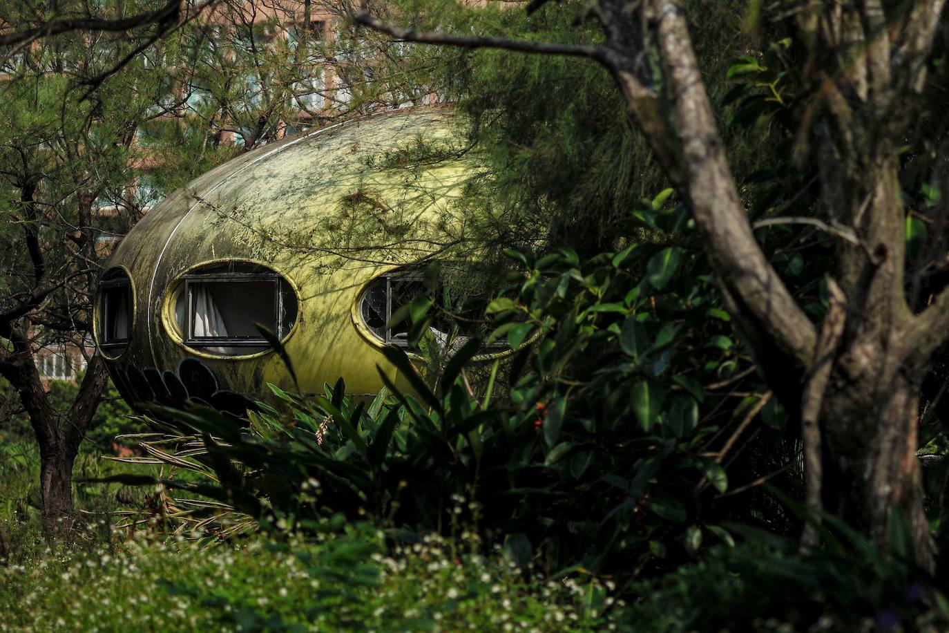 De hotel futurista a resort abandonado