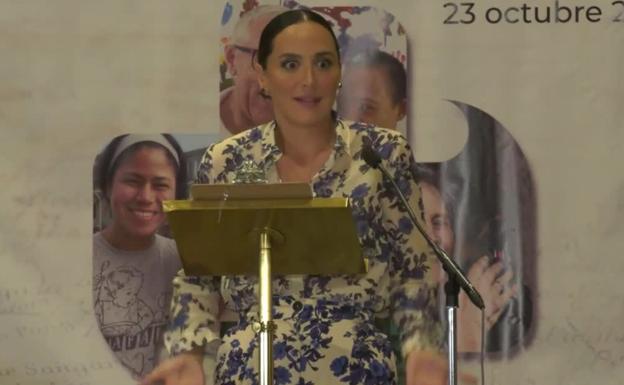 Tamara Falcó reaparece visiblemente nerviosa para dar el pregón del Domund 2022