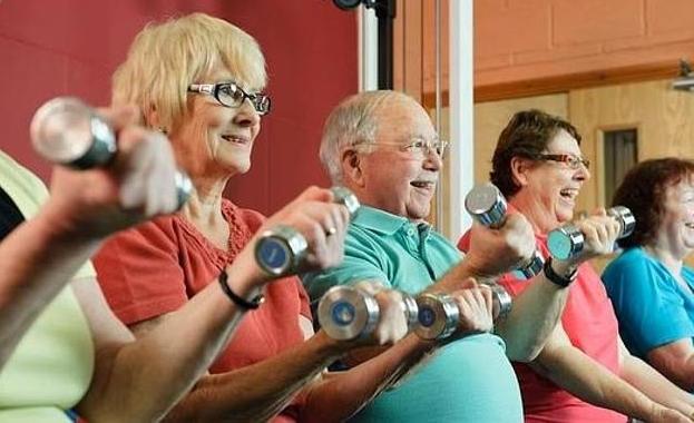 Ponferrada reanuda el proyecto 'Actívate' y el taller 'Memoria Mejor' en los centros de día para personas mayores