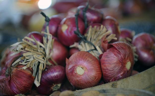 El precio de la cebolla se multiplica por ocho del campo a la mesa