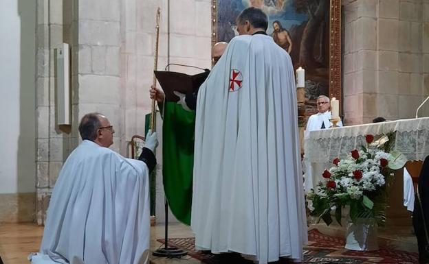 Toma de posesión como Maestre del Santo Sepulcro-Esperanza de la Vida de José Luis Jáñez Sampedro