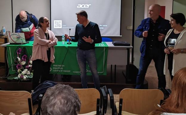 Diago Santamaría aborda en Valencia de Don Juan cirugía plástica y reconstrucción de mama