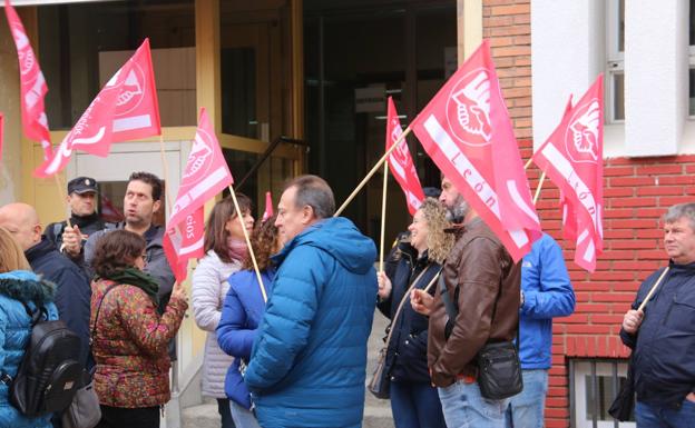 Los profesores de León son los quintos peor pagados de España, según UGT