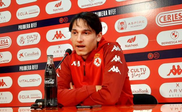 Joel López: «No somos un equipo defensivo, pero no conceder goles da puntos»