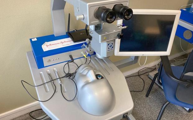 Los simuladores virtuales regresan al Hospital de León para formar oftalmólogos